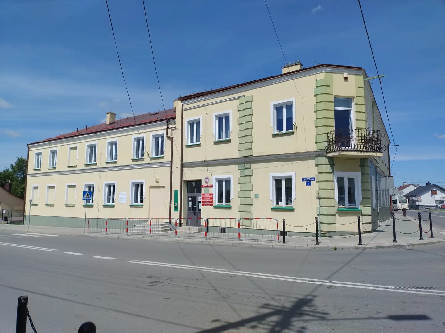 Budynek szkoły przy ulicy Kościuszki 2 w Radomyślu Wielkim