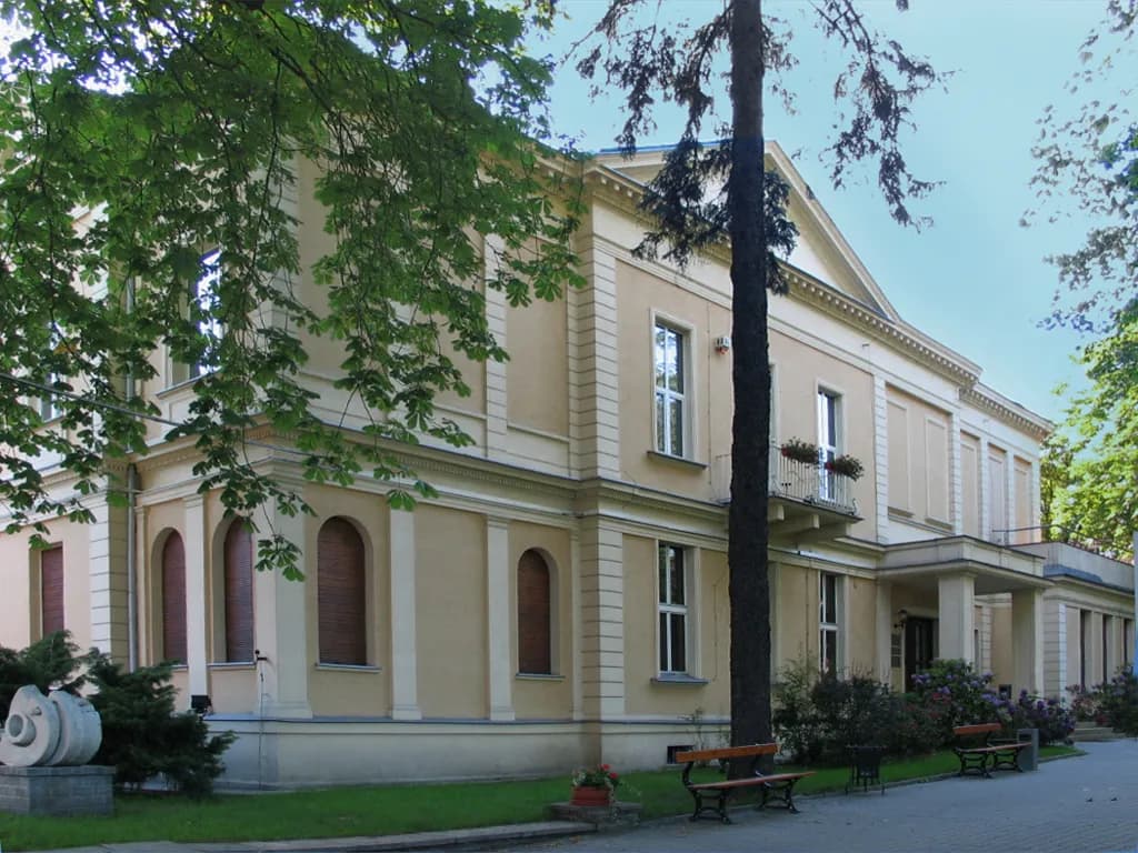 Pałac Oskara Kona, siedziba Szkoły Filmowej w Łodzi